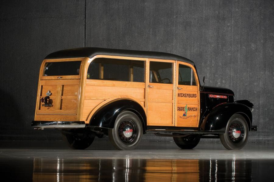  GMC Suburban CC-100 1941 года  (фото 6 из 6)